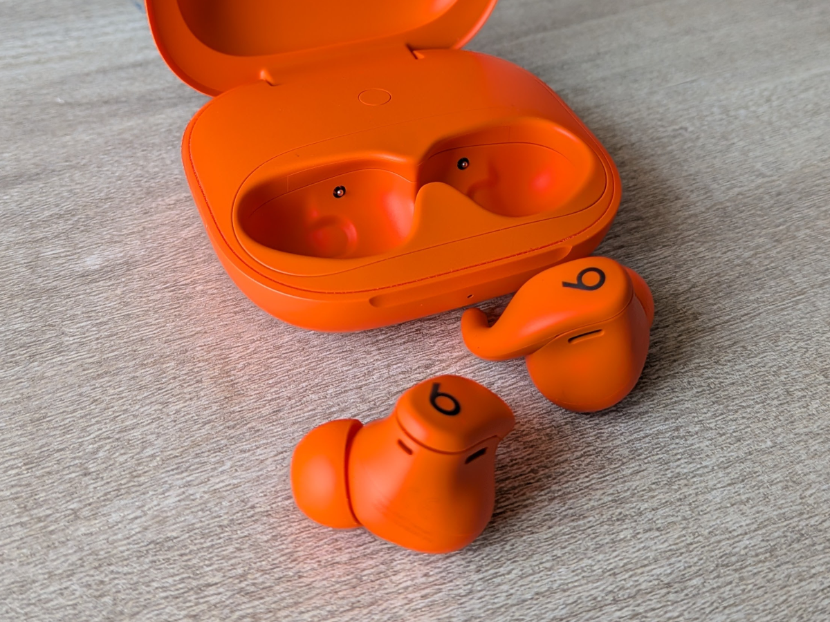 Beats Powerbeats Fit