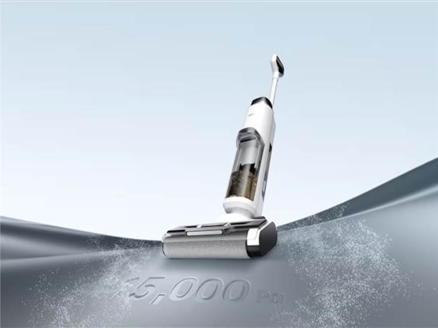An Image of a Dreame K10 Pro Vacuum Cleaner, with 15,00 Pa