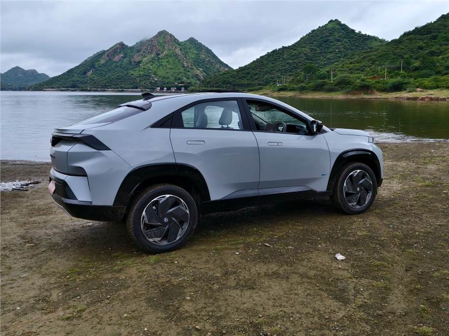 Tata Curvv EV review, price in India | Stuff India