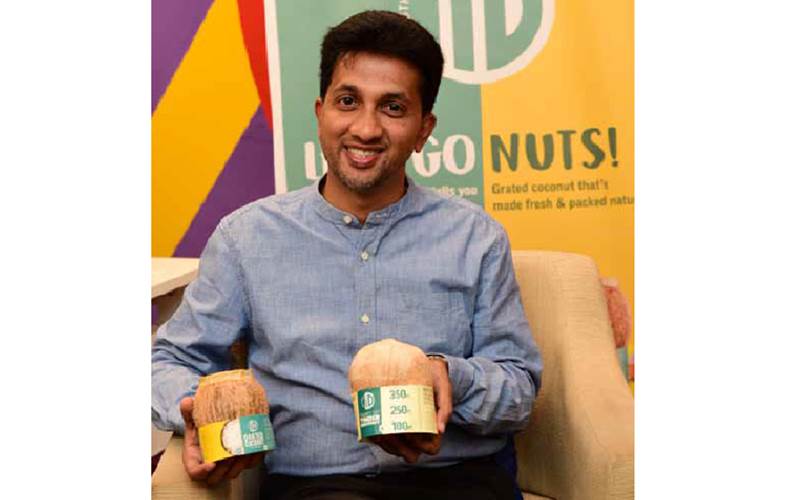 Packaging with a natural connection