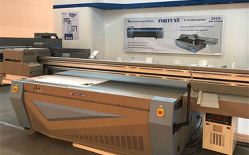 Fespa 2019: Dongguan Yifang showcases mid-market flatbed range