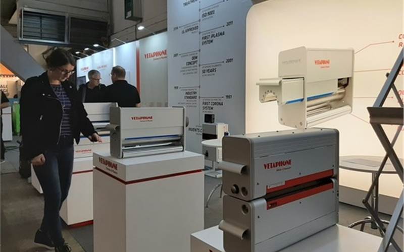 Vetaphone showcases two Corona stations, the VE1A-A (C4) and the newly-launched VE1A-M (C8)