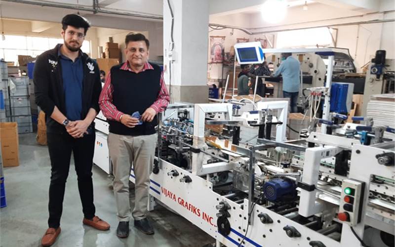 Noida’s Chanakya opts for Vijaya Grafiks folder-gluer