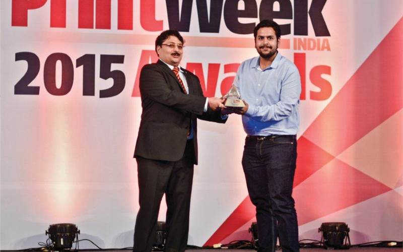 In the four samples that New Delhi’s digital print specialist Chanakya Mudrak sent for evaluation, the Bombay Blue Menu for Bombay Blue in that sense was unique. Category Sponsor: Canon India