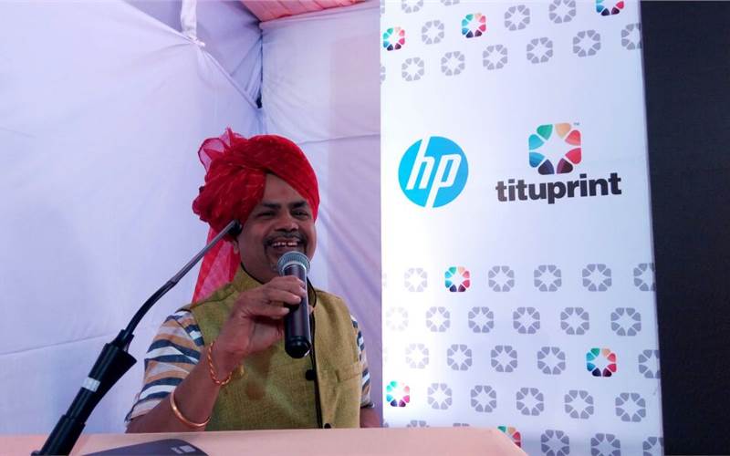 Tanvani: We were impressed by the Indigo 7900’s image reproduction, as well as its ability to print on a wide variety of substrates like synthetic, canvas, metalised and other material.”