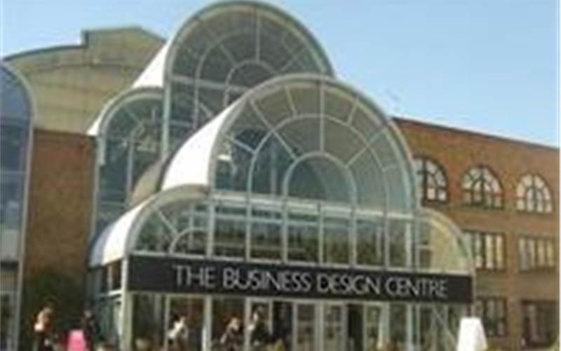 Cross Media 2012: September show