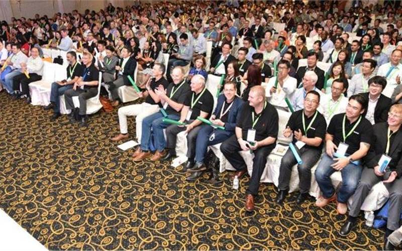 The two-day event saw more than 900 print industry stakeholders; a mix of influential marketers, digital innovators, creative leads and print specialists from across Asia Pacific and Japan in attendance at Dscoop Asia, themed “Winning Inspirations” held in Singapore from 17-18 November 2016