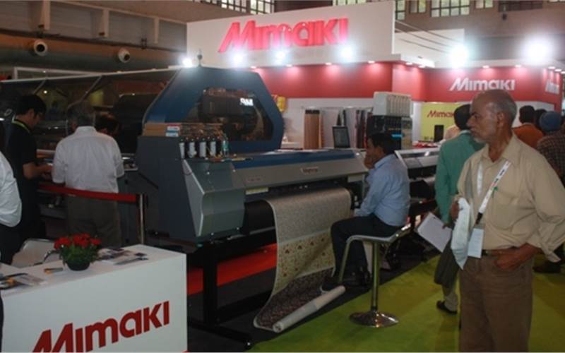 Mimaki launched its Tiger 1800B globally at Gartex 2016. It’s a belt-type direct-to-textile inkjet high-speed model. The maximum speed is 390 sq/m