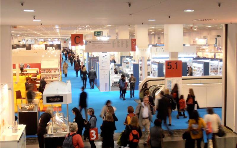 A long shot of Hall 5.1, where Brazil, the Fair’s guest of honour country this year, had its presence.