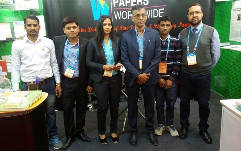 Team Papers Worldwide during the show