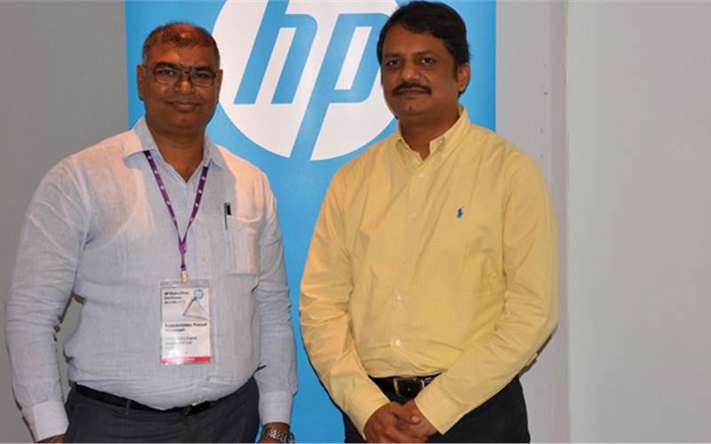Ramakrishna Musunuri (l) and Naresh Kumar Dasari (r) of Macromedia Digital Imaging