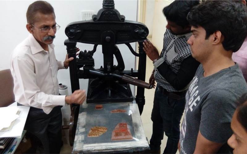 Location Byculla: Indigo Press and Jak Printers