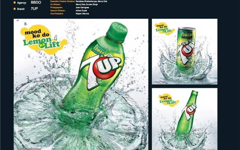 Four different layouts and lemon shape formed by water splashes give a visual twist to the 7UP ad and a treat to the readers. According to Paul the project took about a month to complete and included taking over a thousand pictures of water splashes. The agency worked with Barcelona-based Garrigosa Studio to achieve the desired results