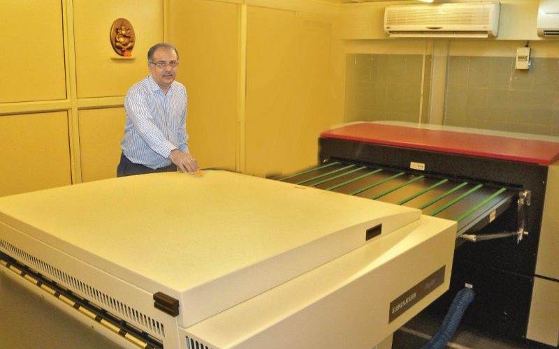 Dhote Offset opted for a Cron platesetter because it cope with a 16-hour schedule and produce 25,000 sq/metres p/a.
