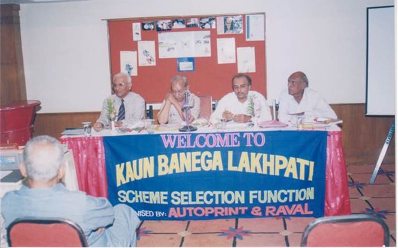 Kaun banega lakhpate scheme conducted for Autoprint buyers held at Ahmedabad by Autoprint and its business associate, Raval Trading