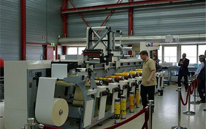 The makeready in progress. Many features of EF press have been incorporated in the EB 370, the iStop for instance, allow the press to stop and start with virtually no waste, claims MPS.