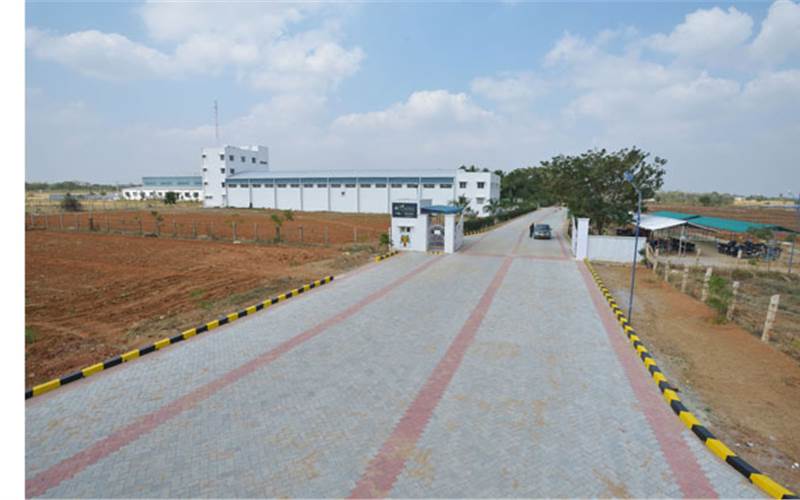 Established in 1961, Lovely Offset is Sivakasi’s biggest print firm