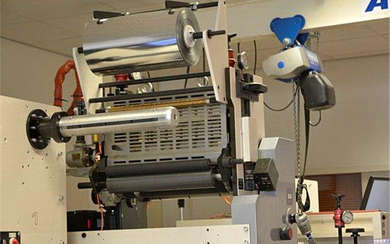 Hot foil on rail, which can be moved to any position.