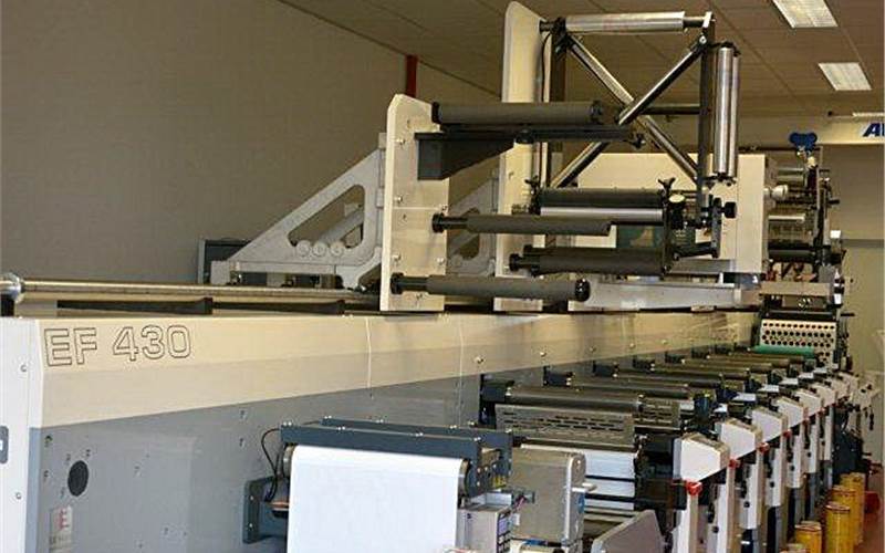 EF 430 with multiple converting unit on rail.