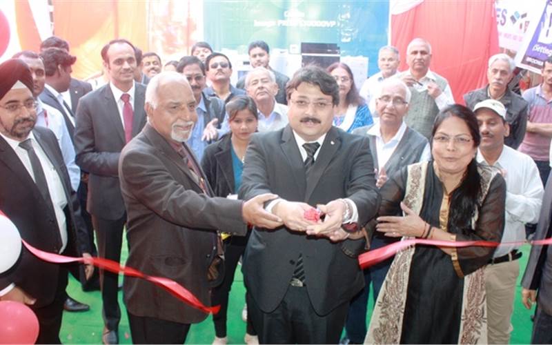 Around two years ago, Lucknow’s Dinesh Joshi and his wife Daya established Crest Digital Print, and installed a Canon ImagePress C700. It produced wedding albums, catalogues, brochures, visiting cards, invitation cards and jobs for educational institutions. Last month, it set up a new division, DD Enterprises. It opted for Canon, but its popular ImagePress C10000 VP digital press