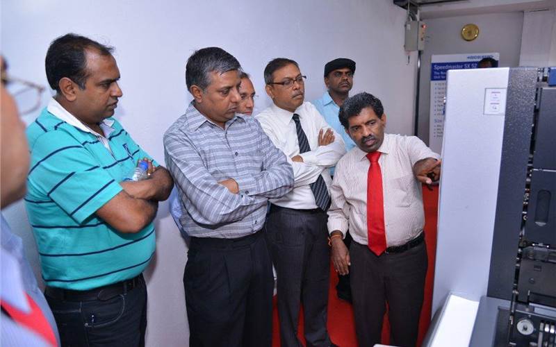 During the Anicolor demonstration moderated by B Saseendran(r), Prakash offset’s operators printed five jobs each of 125 sheets in thirty five minutes including makeready and changeover times