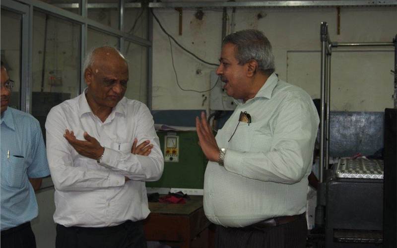 Prakash Offset's Nayak discussed infrastructural and logistical issues in Mangalore with Jaimin Patel of Ahmedabad-based Art O Print