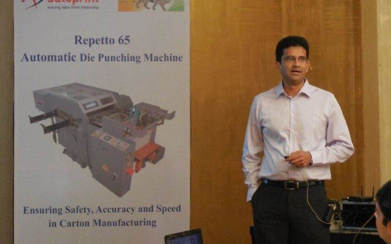 The camera technology and software support is by Lucid Imaging, Bangalore. Anand Chinnaswamy, managing director of Lucid Imaging explained the positioning of the camera, and what it does. He also explained how the software ensures good defect detection sensitivity while maintaining high production yield and repeatability