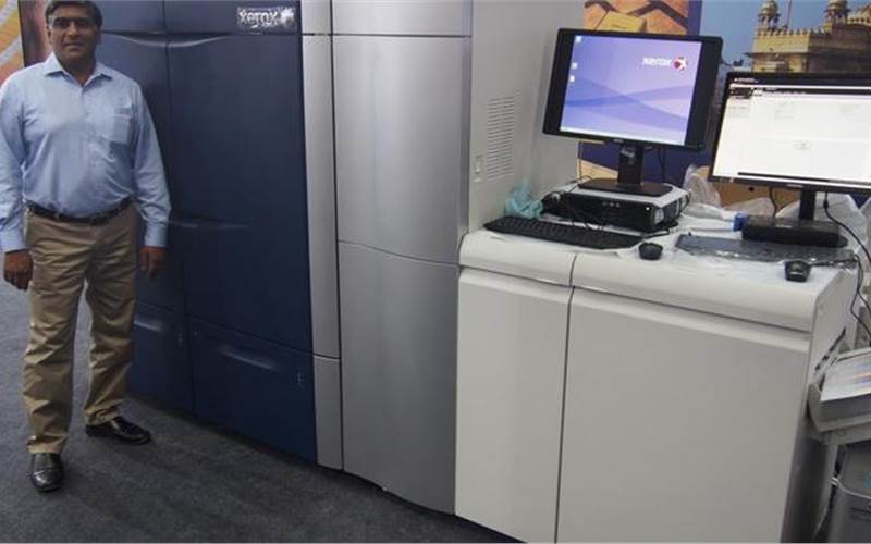 Balaji Rajagopalan during the launch of the 1000i at PrintExpo 2016
