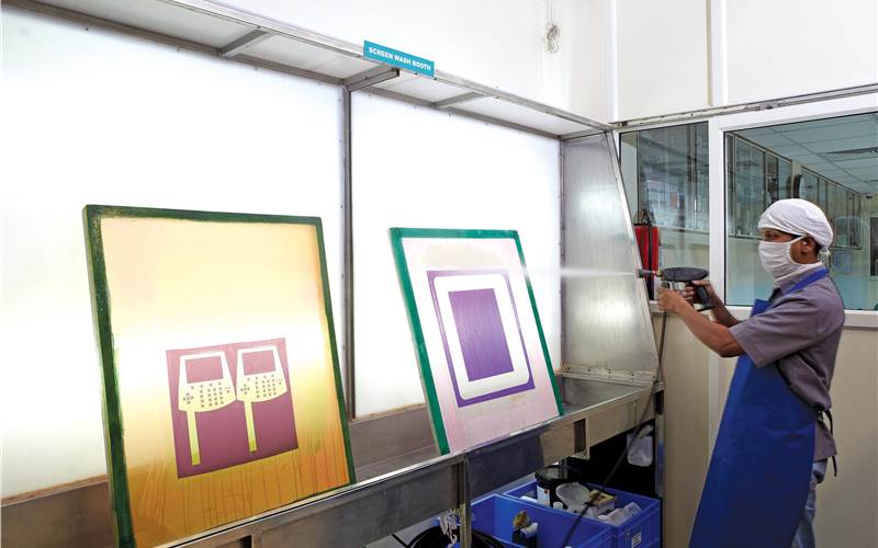 The conductive inks need to be incorporated into very small, confined spaces. This requires precision and hence an in-house screen making set-up with a dedicated dark room.