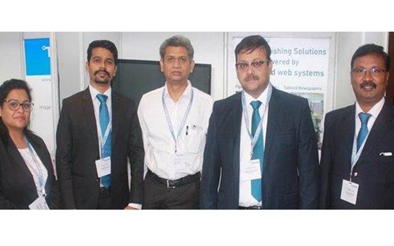 Team Manroland, which finalised a deal on automatic registration and cut-off control system with Lokmat Media