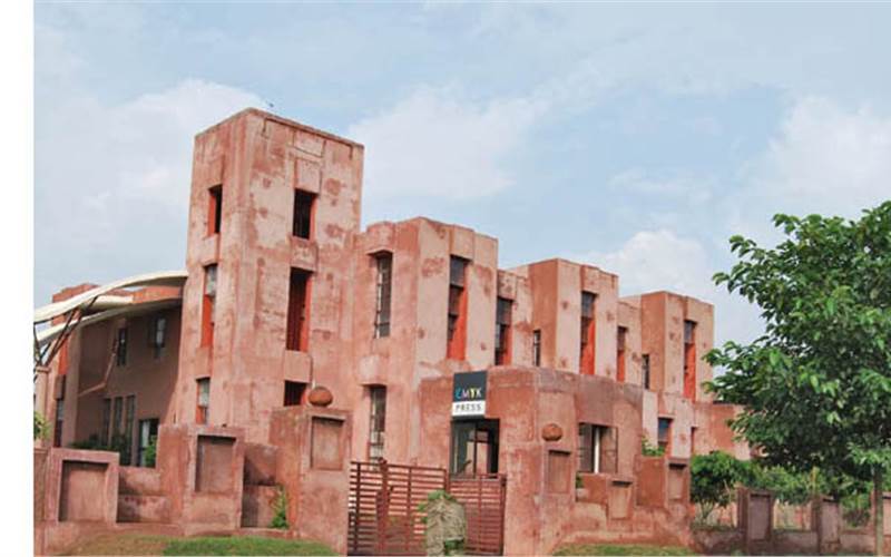 Jalgaon-based CMYK Press justified its bagging the Small Printer of the Year 2009 by forging ahead on the growth path. The ISO-certified company had implemented Kaizen (Continous improvement process) and worker-friendly programs