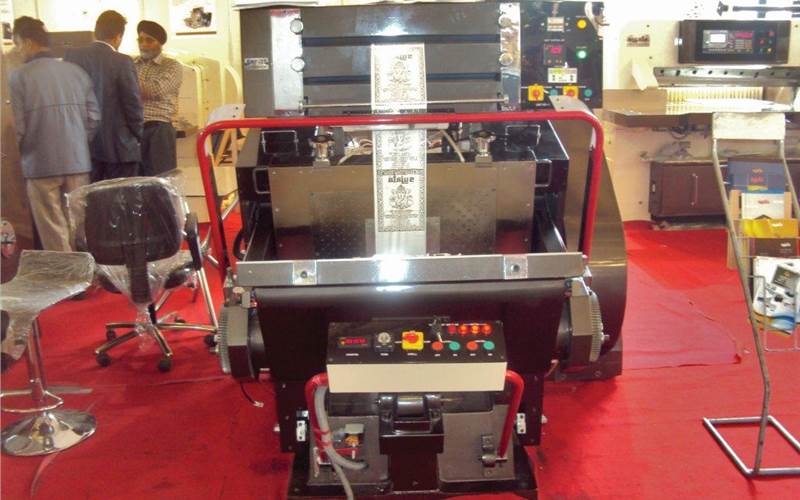Launched at PrintPack India 2001, Associated Engineering Corporation's Sujata SHF has seen over 100 installations. Key users include Srinivas Fine Arts, Kamsri Printers, Chennai Micro print, Brijbasi Art Press, Grand Prints, SML Labels, Shivalik Printers, and Vijayshree Paper Products.