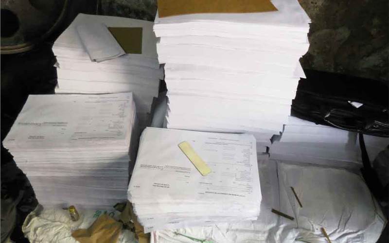 Annually, M K Stationery and Printer has paper requirements of 10 metric tonnes and Gala Paper Mart and Reliable Paper Mart, Girgaon, are the supplier of paper to the press