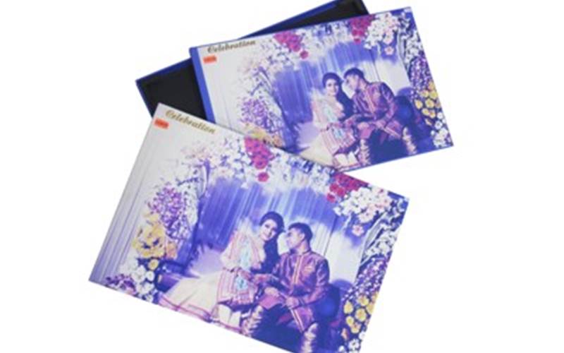 KLICK DIGITAL PRESS | Surat
          Press: HP Indigo 5500 and four colour printingPost-Press:  Sparkle on photo book boxPaper: Part metallic MitsubishiSpecial feature: Sparkle on the cover of the photo book and six colour printing on the box