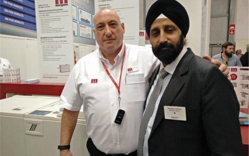 <a href="http://www.printweek.in/News/402178,pune-based-kadam-picks-up-digibook-450-pur.aspx?eid=56&edate=20160610&utm_source=20160610&utm_medium=newsletter&utm_campaign=daily_newsletter&nl=digital" style="color: white"
target="_blank">Pune-based Kadam picks up DigiBook 450 PUR</a>