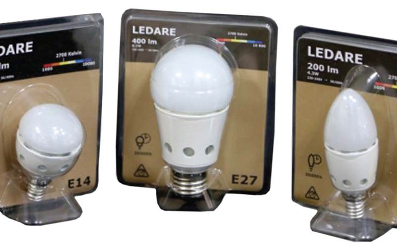 In general, bulbs are usually packed in closed cartons, in which one cannot see the product inside. Ecobliss developed the clamshell packs which provides complete product view and can stand on the shelf. The blister design and the construction of the pack provides enough strength to protect the product i.e. bulbs in transit and storage across the whole supply chain