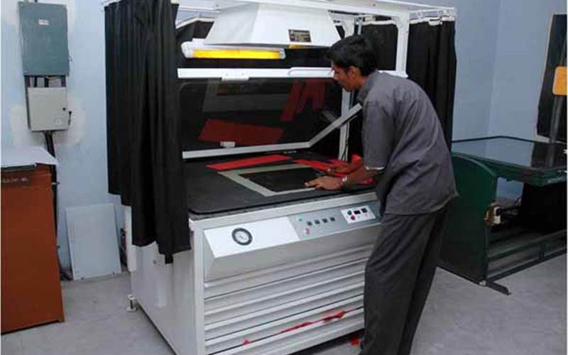 Proteck's plate exposing machine.