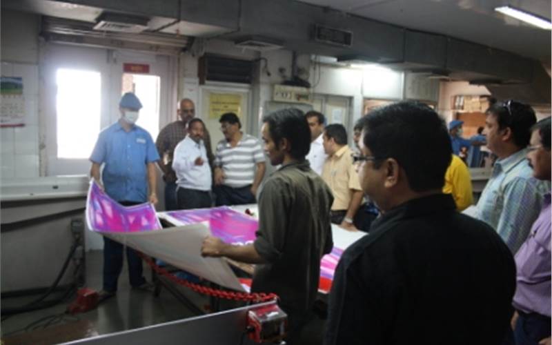 Spectrum Scan is the pan India printer and distributor of Pepsi and Coca Cola for printed vinyl