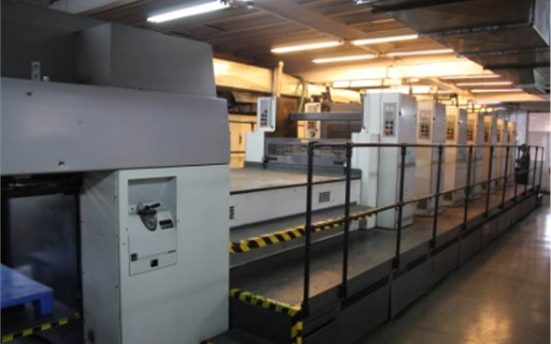 The Manroland 700 offset press is specially designed to print plastic substrate. Trivia: Spectrum Scan does not use paper for printing