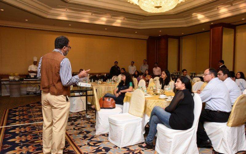 Ramu Ramanathan, editor of PrintWeek India briefing the jury members. PrintWeek India Awards is examined by a panel of jury drawn from corporates, creative and advertising agencies and experts from print industry