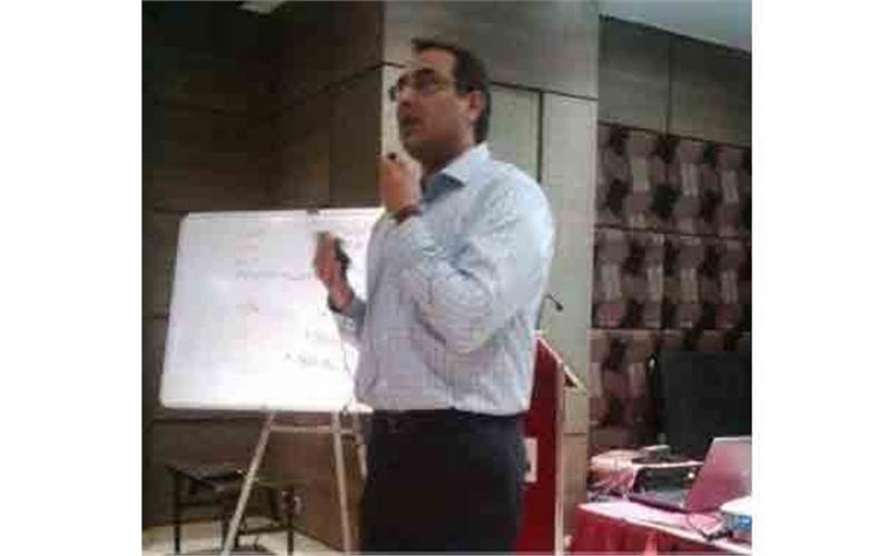 Amit Khurana of TechNova provided insights on how a print firm can go green as well as save on costs. He explained how VioGreen Plus plates can play a key role in a print company's green journey