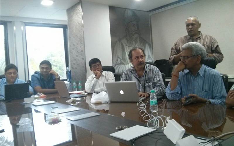 Fred Poonawala presenting the story of Comart for the merry members of BMPA's Share to Benefit