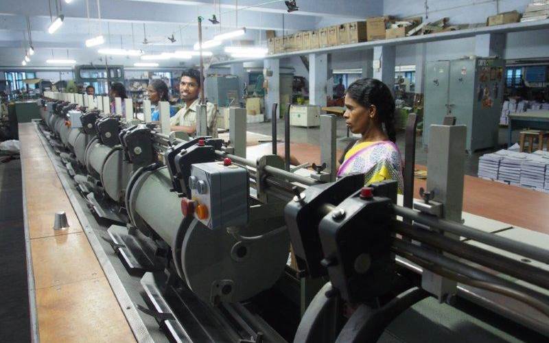 Safire has an array of automated binding equipment.