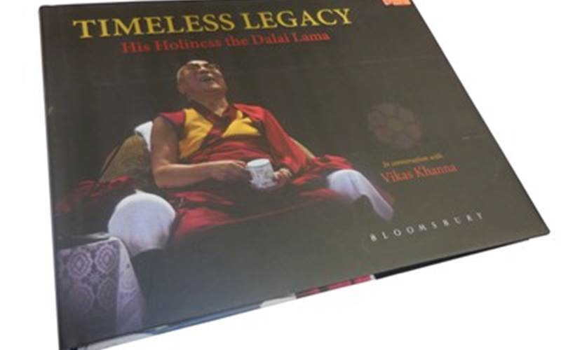 REPLIKA PRESS Art: CMYKLength of run: 3500Pre-Press: Screen Dainippon CTP system, Kodak Prinergy workflow, and EFI colour management softwarePress: KBA Post-Press: Colour foil on jacket with french foldPaper: 130gsm imported matt art paper for text pages, and 130gsm gloss art paper for printed laminated cover and 170gsm matt art paper for the jacket