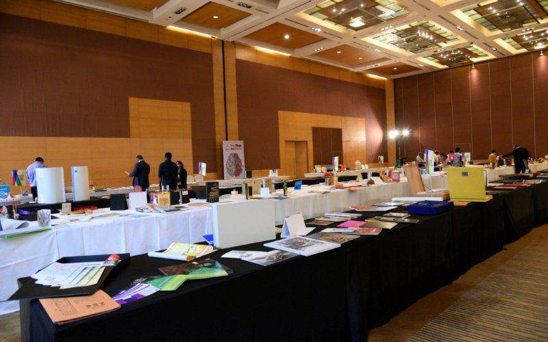 112 print firms from all over India. 300 plus entries. 1500 plus samples