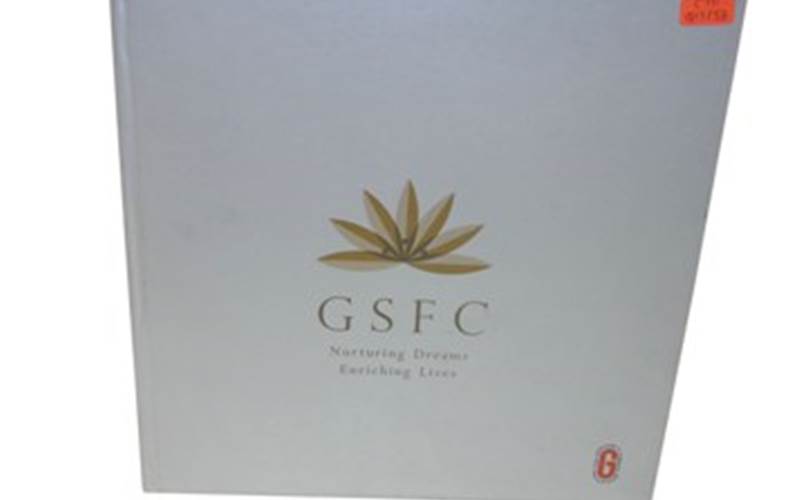 SHREE PRINTWELL OFFSET Length of run: 3000Art: CMYKPre-Press: Kodak Prinergy Evolution 6.1Press: Heidelberg CD102 (four-colour plus coater)Post-Press: Folding and gathering, hardboard casing and cover makingPaper: Art paper