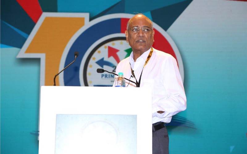 Prof VK Murti of SP Jain Institute of Management Studies advised the audience to look at their business as a garden and not as one flower. If you look at it as a garden, then you will have something reap in every season