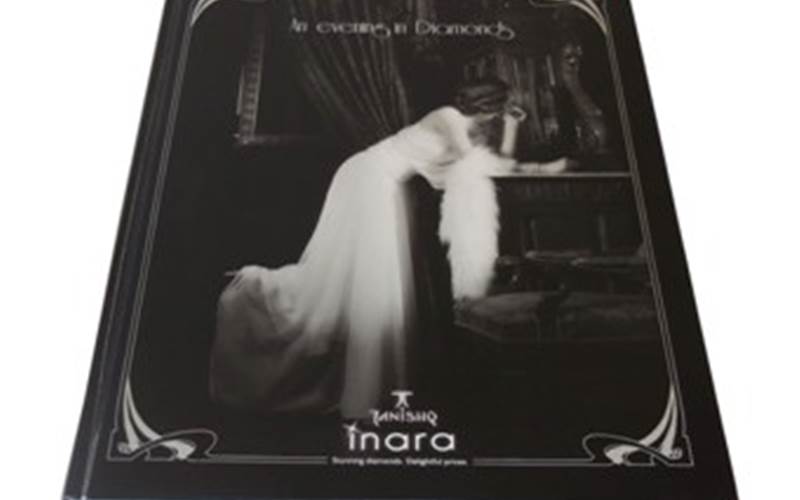 VISHWAKALA PRINTERS | Tanishq - An Evening with Diamonds Length of run: 100Art: CMYK single pass Pre-Press: Apogee workflow, Kodak Trendsetter 400 systemPress: Heidelberg XL 75 (four colour + online coating with IR dryer), Heidelberg SX 52 (four colour + online coating with IR dryer)Post-Press: Hot foil stamping, section sewing, and case makingPaper: Hard case pasted sheet, 130gsm Mont Blanc Extra White paper for the cover and 190gsm Mont Blanc Extra White paper for the inner pages