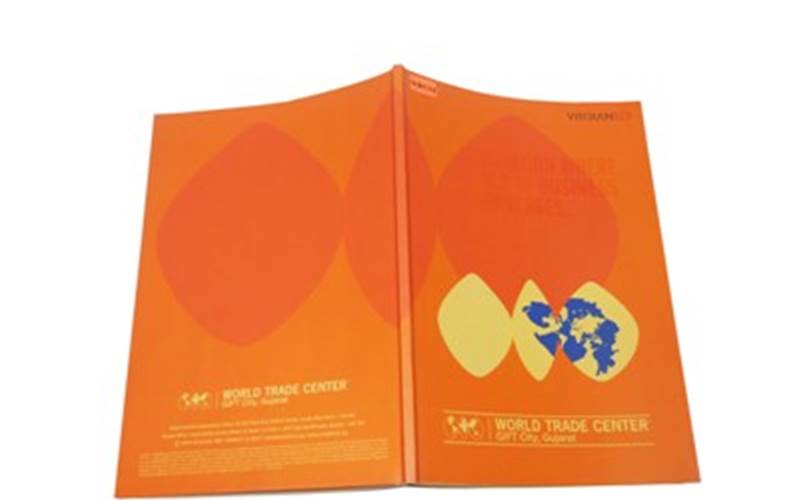 LUSTRA PRINT PROCESS | WTC Gift City brochureLength of run: 1000Art: CMYKPre-Press: Agfa Apogee workflow and Screen CTP systemPress: Ryobi 925 (five-colour + online aqueous coater)Post-Press: Matt lamination and blind UV on outer coverPaper: 225 gsm Magno matt art card for inside pages and 300gsm for coverSpecial Feature: Eight gatefolds