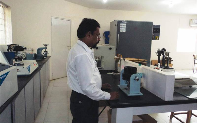 Another significant test in corrugated world is the COBB test. The ability of a hygroscopic material to resist the penetration of water is referred to as a Cobb test. This test permits the determination of the quantity of water that can be absorbed by the surface of paper or board in a given time.